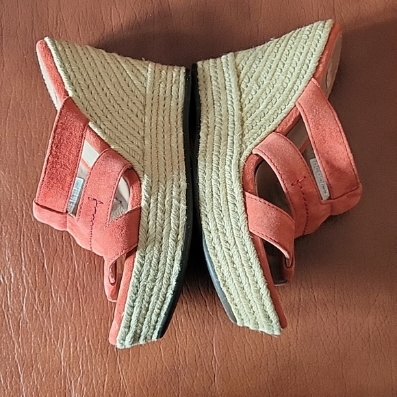 UGG Strappy Espadril Slip-on Wedge - Picture 4 of 7